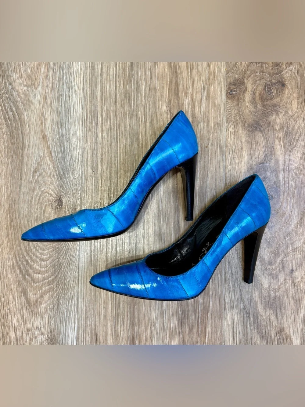 Tibi New York Electric Blue Eel Skin Pointed Toe Pumps Size 8B